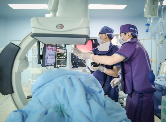 海南省肿瘤医院实施该省首例超声内镜引导下胆道穿刺引流术