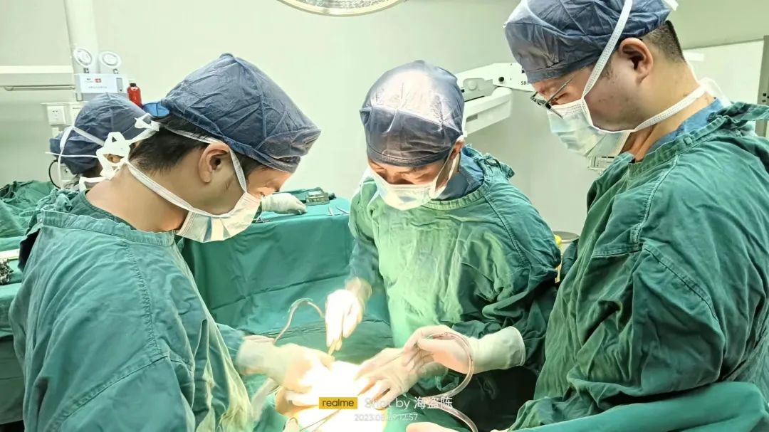 海南患者因血型罕见危及生命 琼粤两省历时17天完成血液接力