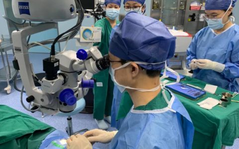 新泽眼科（新加坡）PAUL®青光眼植入物在博鳌乐城完成中国首例植入手术