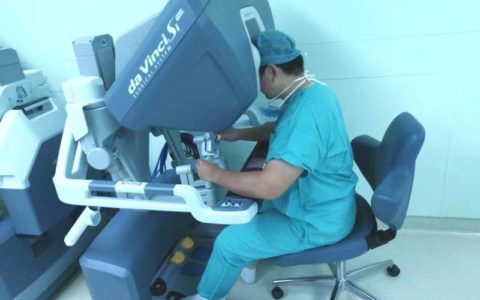 解放军总医院海南医院达芬奇机器人手术突破300例