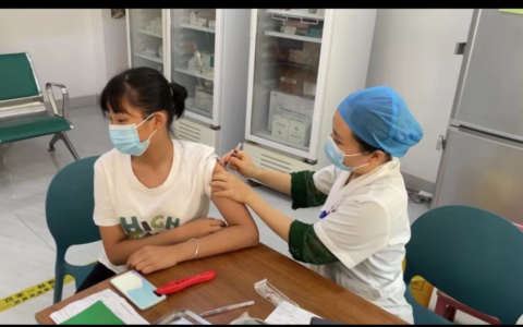 进口二价HPV疫苗9-14岁女孩二针剂次在海口完成首针接种