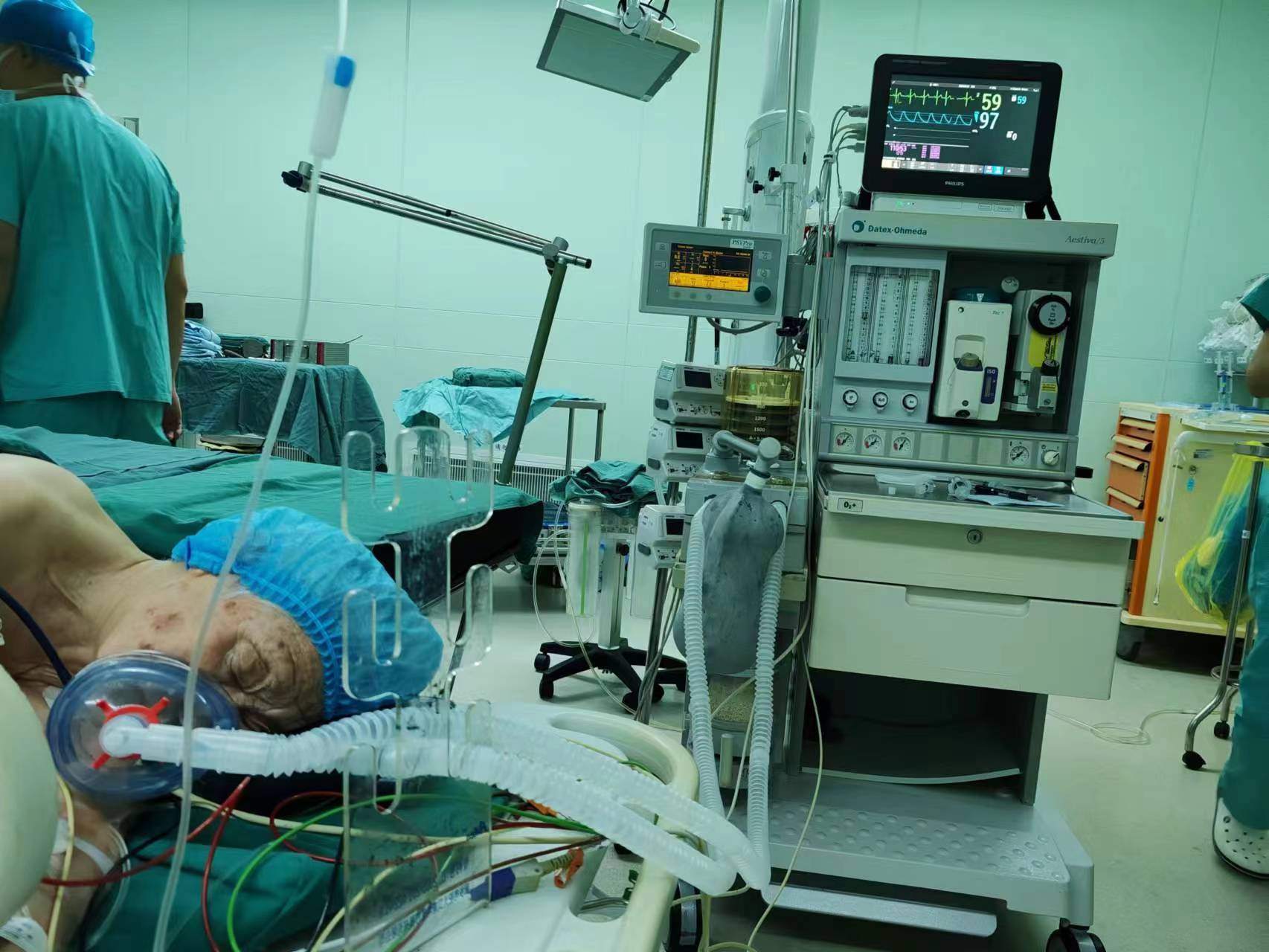 解放军总医院海南医院特色麻醉技术帮助高龄患者顺利手术
